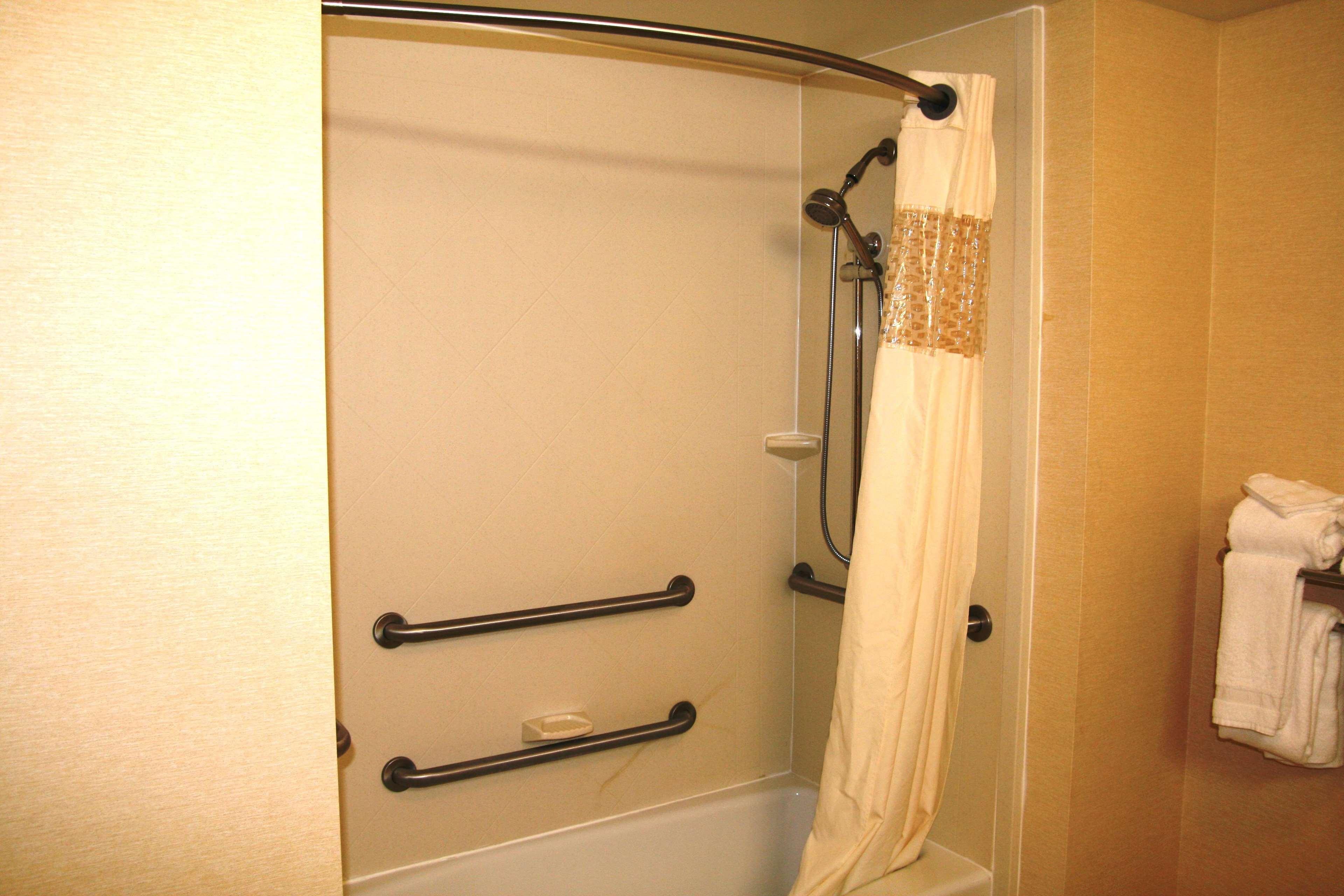 Hampton Inn & Suites Lancaster Bagian luar foto