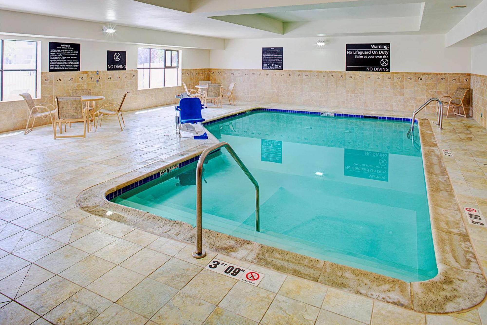 Hampton Inn & Suites Lancaster Bagian luar foto