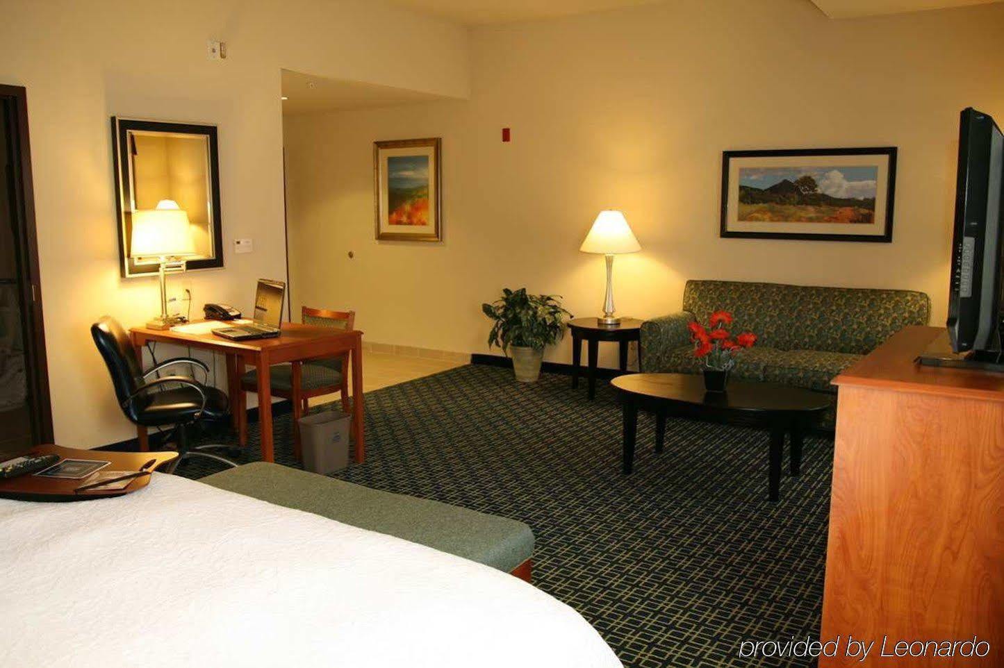 Hampton Inn & Suites Lancaster Ruang foto